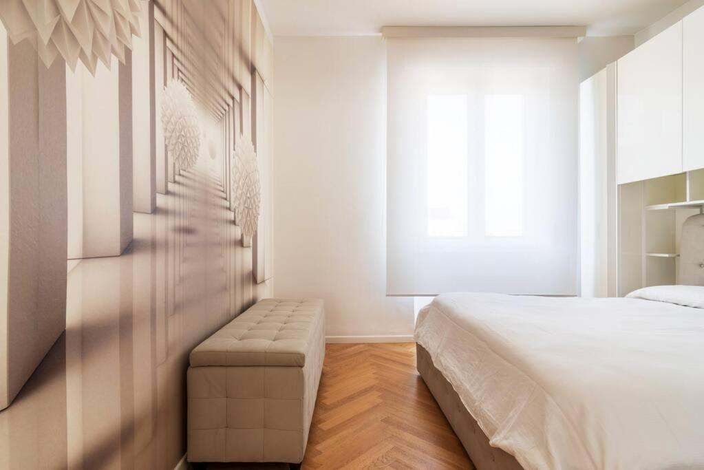 Apartamento Bilocale Vista Sul Duomo Di Milano Exterior foto